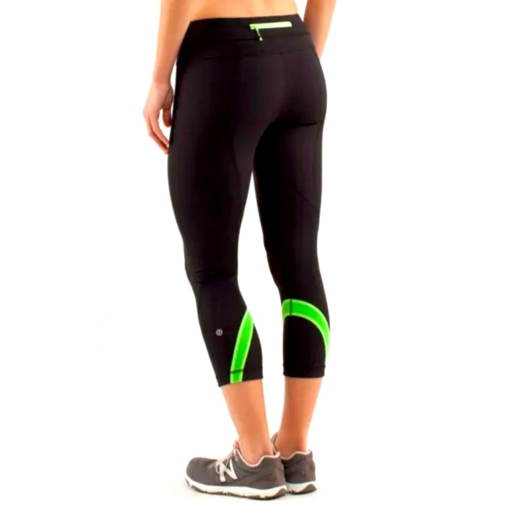 Lululemon Inspire tight Luxtreme crop black and neon green